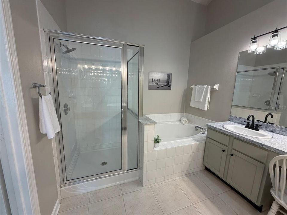Active With Contract: $365,000 (4 beds, 2 baths, 1956 Square Feet)