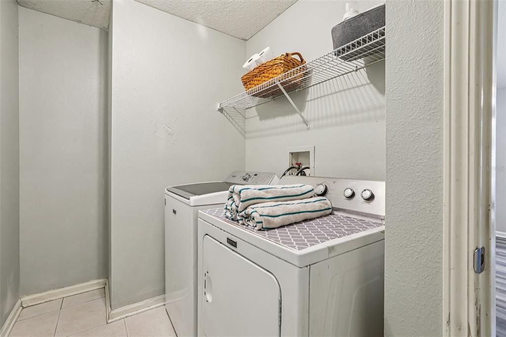 Active With Contract: $365,000 (4 beds, 2 baths, 1956 Square Feet)