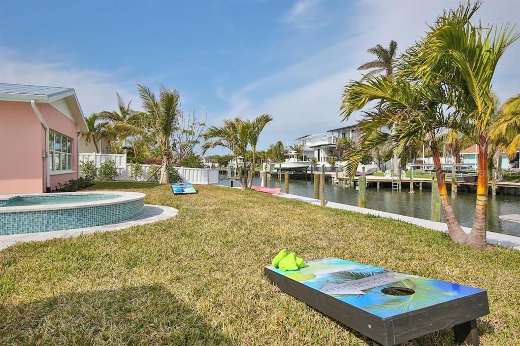 For Rent: $12,000 (4 beds, 3 baths, 1625 Square Feet)
