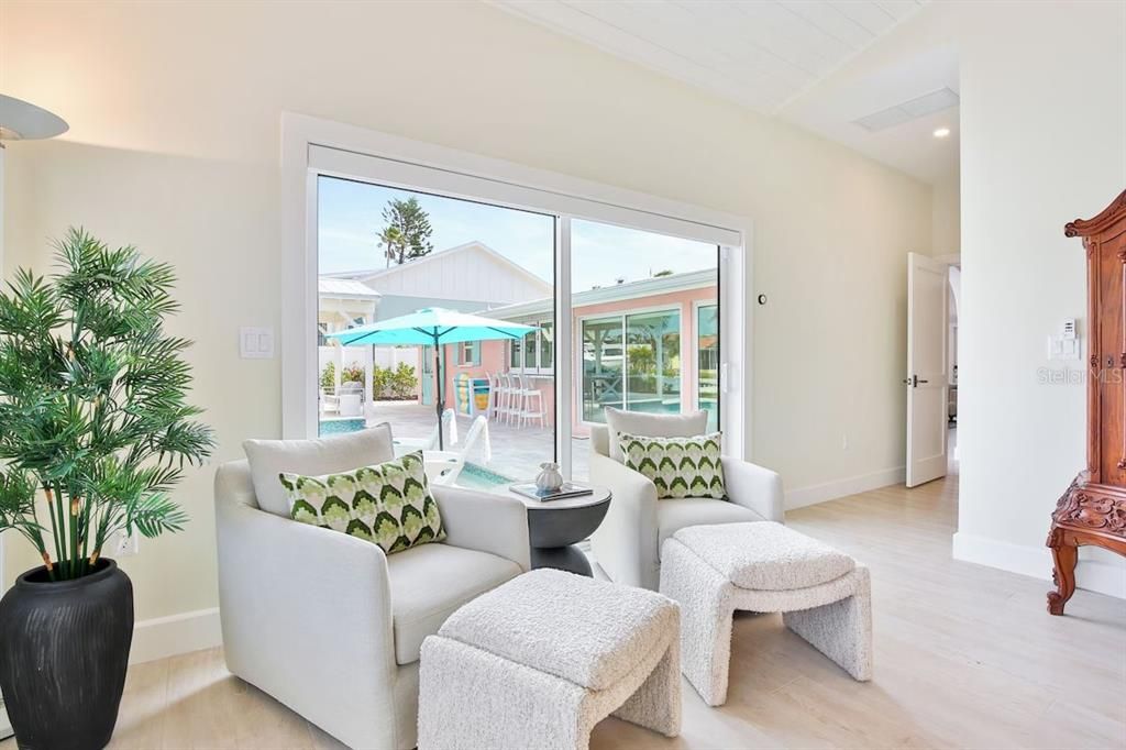For Rent: $12,000 (4 beds, 3 baths, 1625 Square Feet)