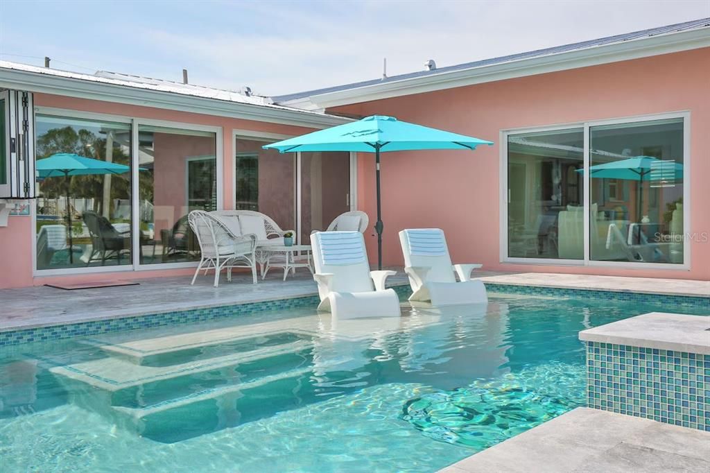 For Rent: $12,000 (4 beds, 3 baths, 1625 Square Feet)