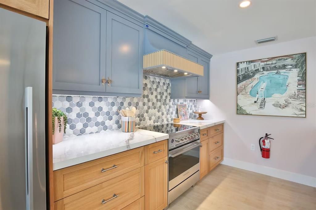 For Rent: $12,000 (4 beds, 3 baths, 1625 Square Feet)