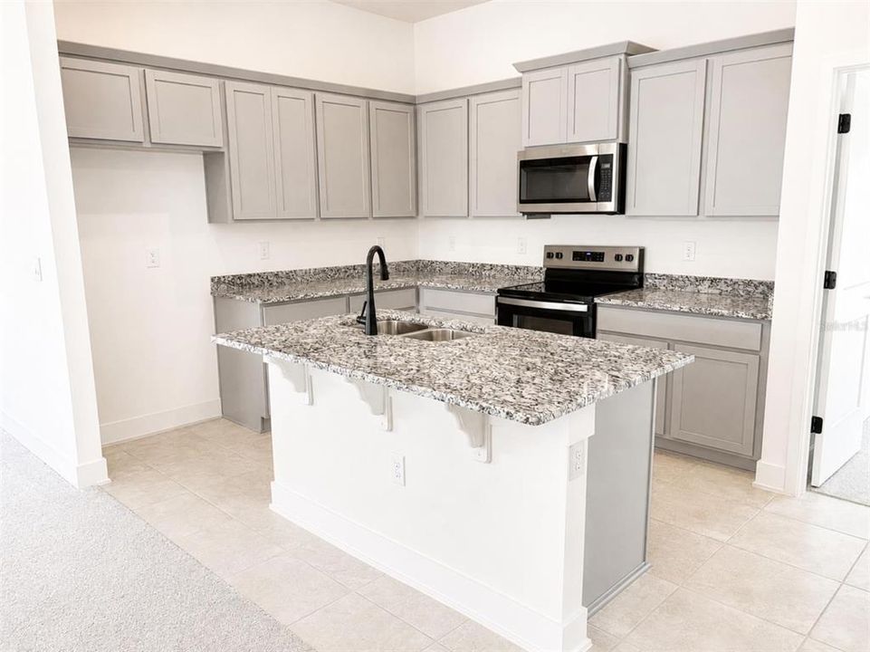For Sale: $334,900 (4 beds, 2 baths, 1635 Square Feet)