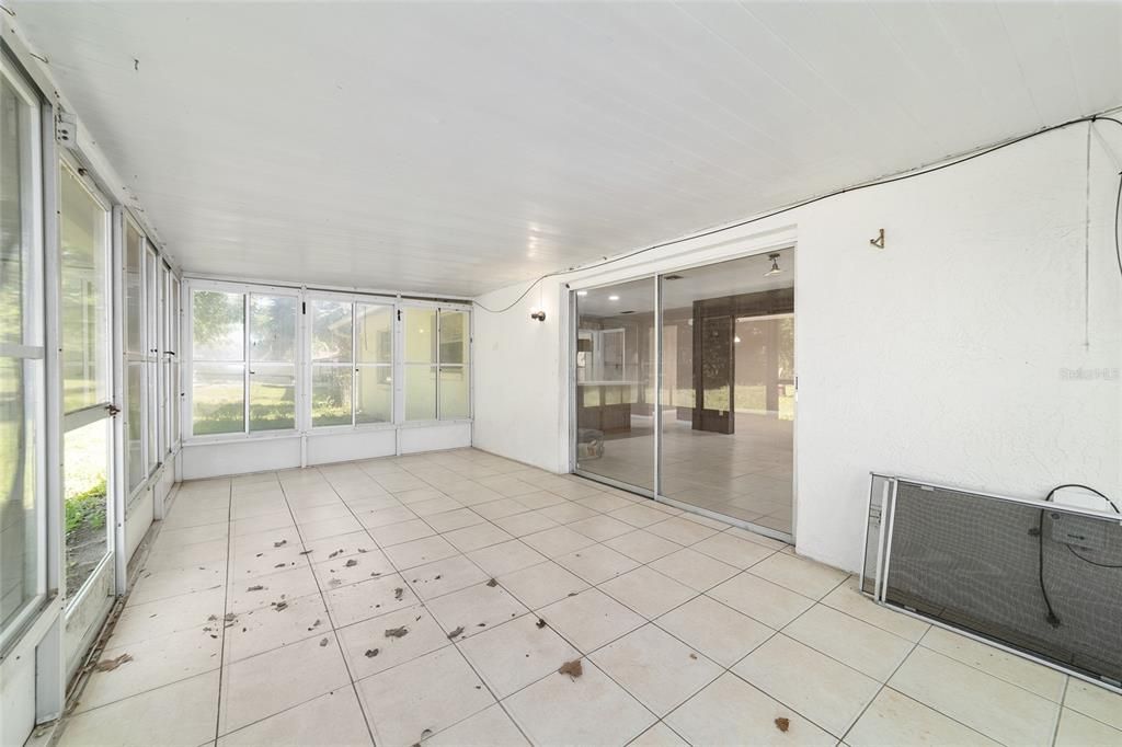 Activo con contrato: $269,900 (3 camas, 2 baños, 1686 Pies cuadrados)