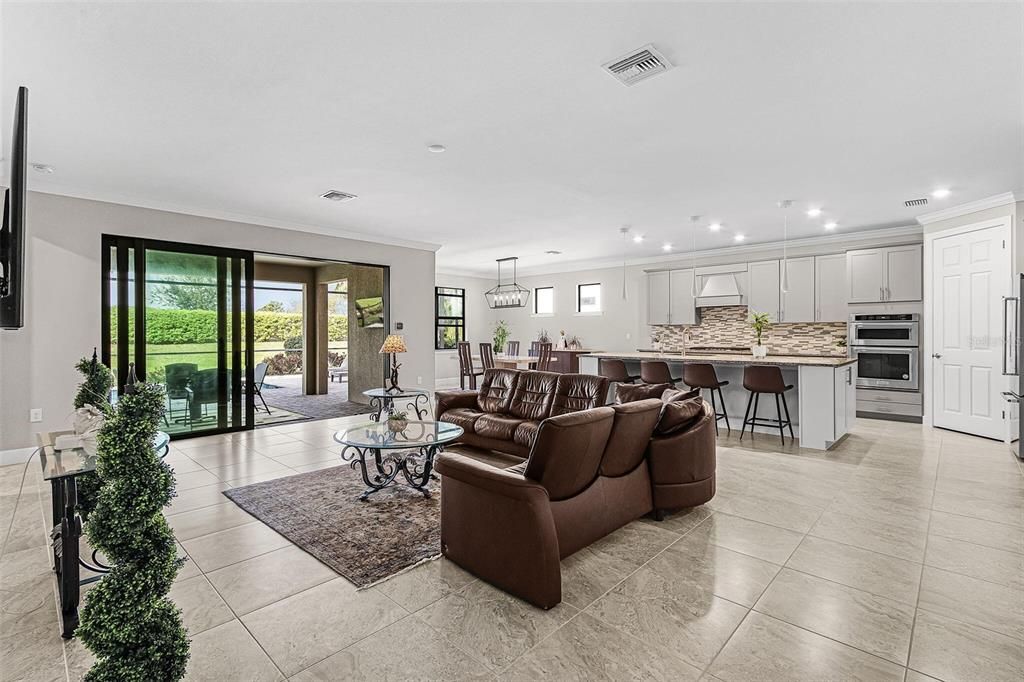 For Sale: $959,500 (3 beds, 3 baths, 2489 Square Feet)