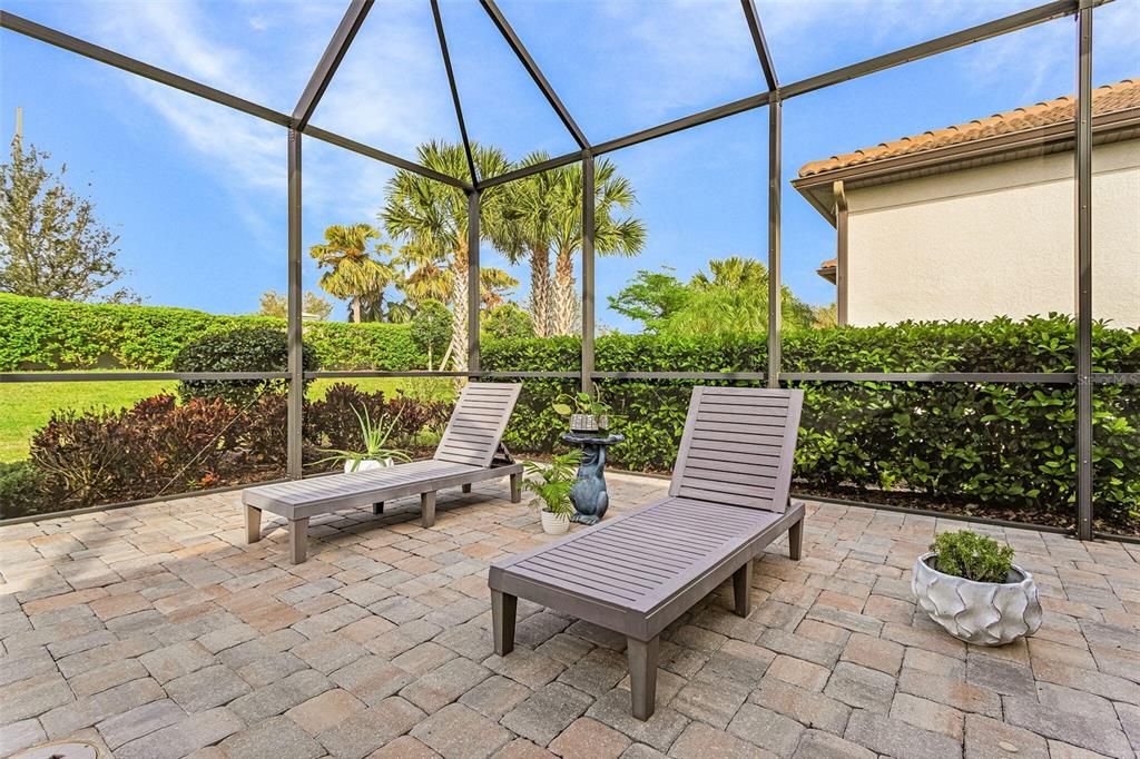 For Sale: $959,500 (3 beds, 3 baths, 2489 Square Feet)