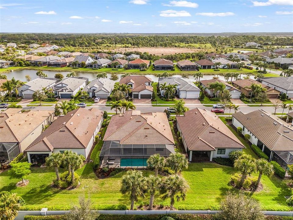 For Sale: $959,500 (3 beds, 3 baths, 2489 Square Feet)