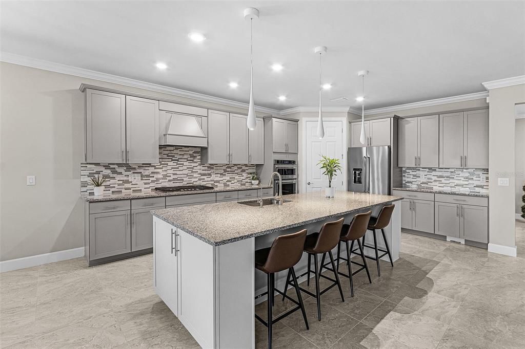 For Sale: $959,500 (3 beds, 3 baths, 2489 Square Feet)