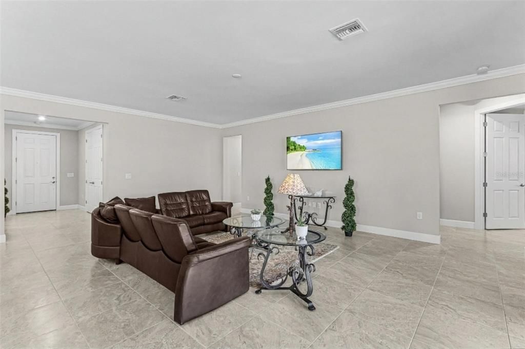 For Sale: $959,500 (3 beds, 3 baths, 2489 Square Feet)