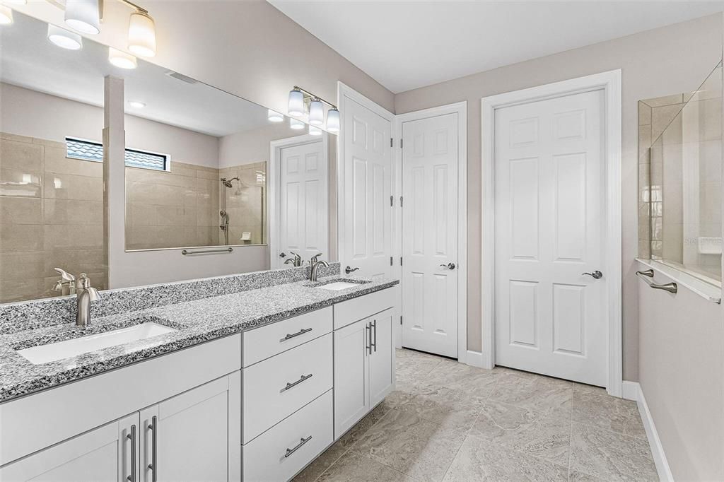 For Sale: $959,500 (3 beds, 3 baths, 2489 Square Feet)