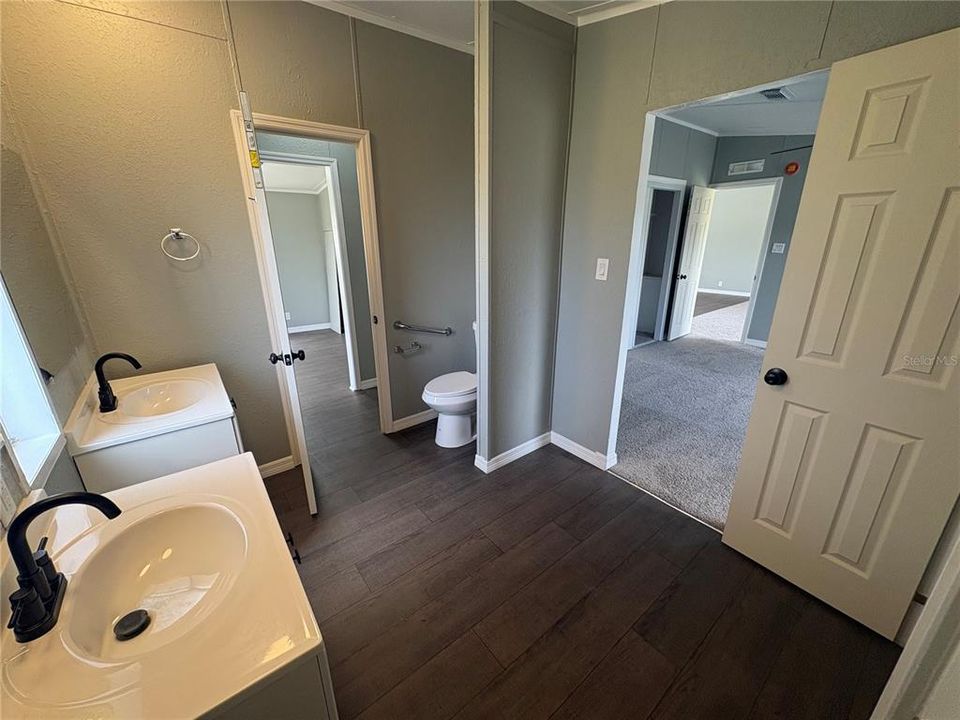 Active With Contract: $289,900 (4 beds, 2 baths, 1568 Square Feet)