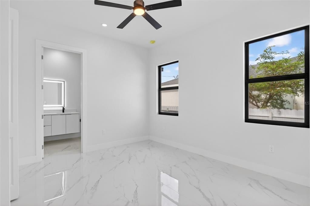 For Sale: $750,000 (3 beds, 3 baths, 2088 Square Feet)