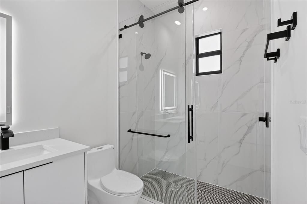 For Sale: $750,000 (3 beds, 3 baths, 2088 Square Feet)