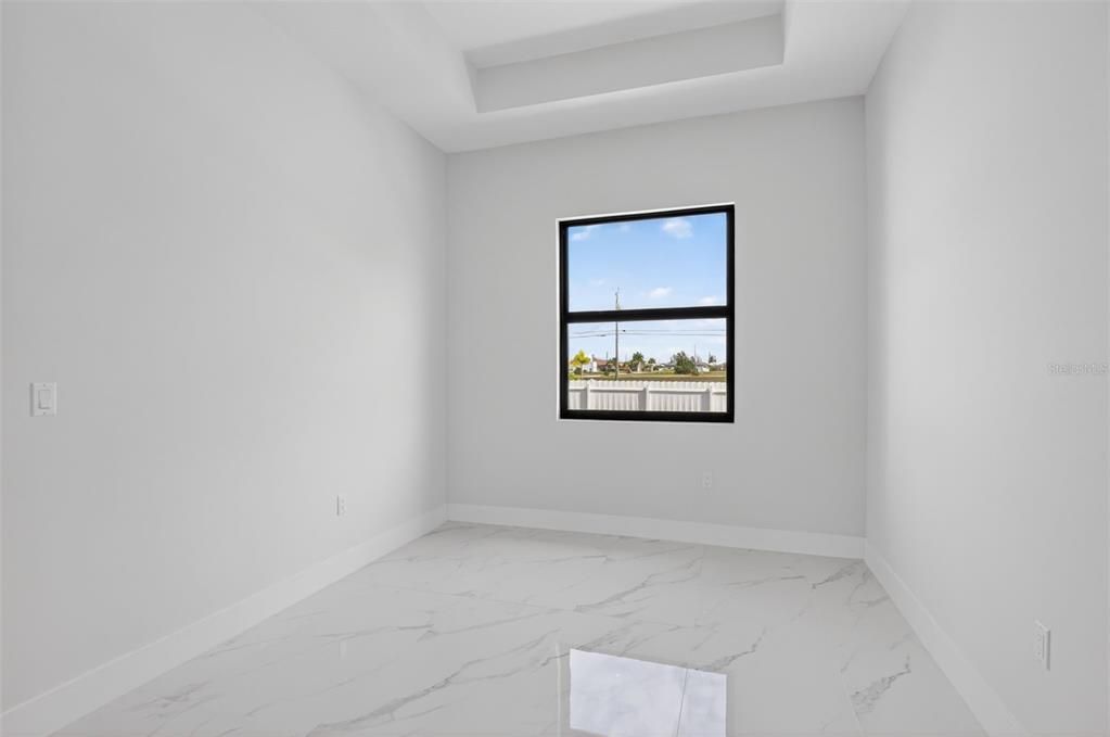 For Sale: $750,000 (3 beds, 3 baths, 2088 Square Feet)