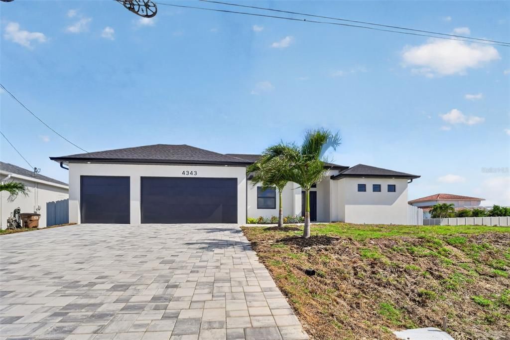 For Sale: $750,000 (3 beds, 3 baths, 2088 Square Feet)