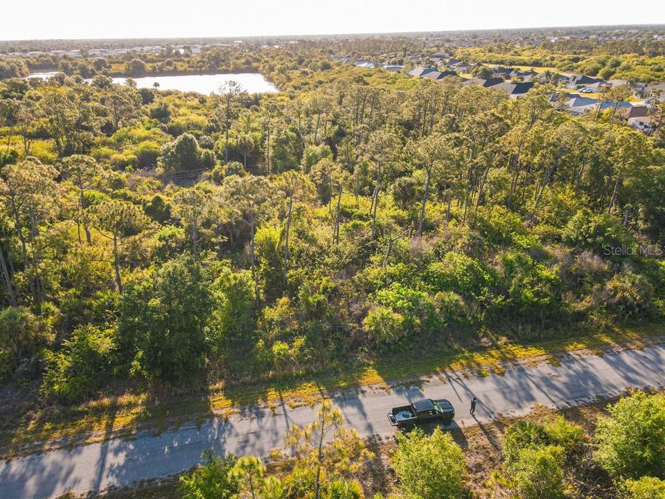 En Venta: $9,999 (0.23 acres)