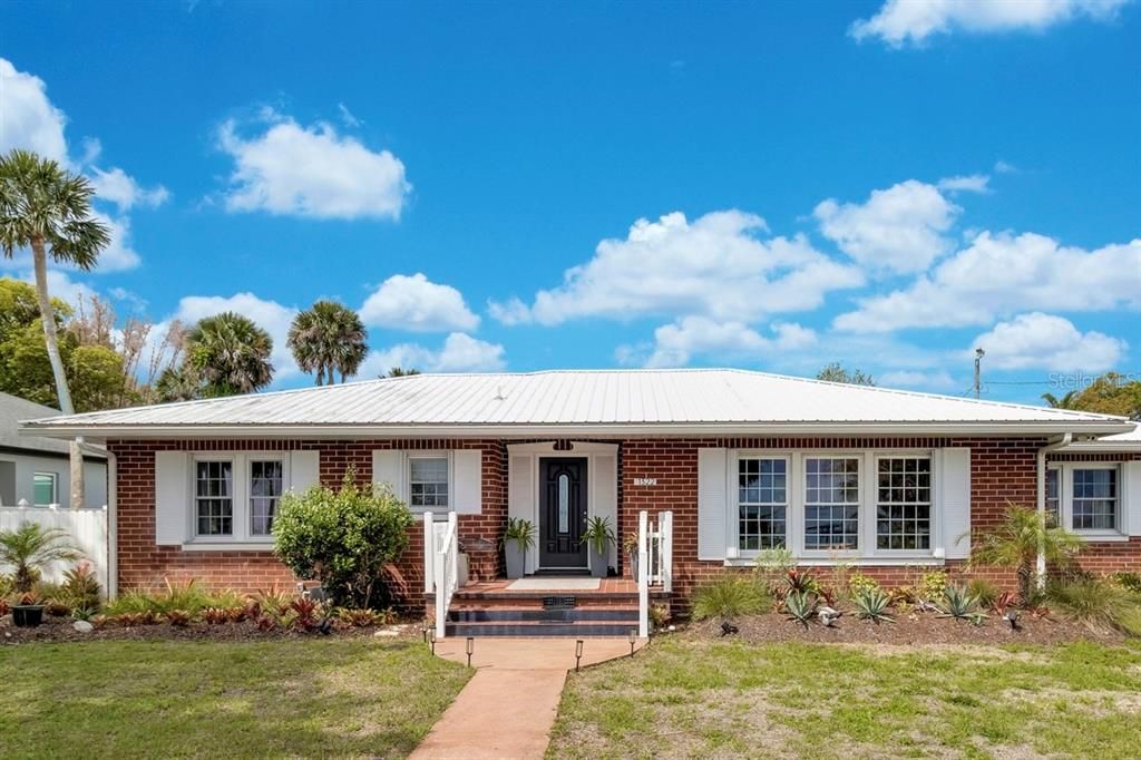En Venta: $1,100,000 (3 camas, 2 baños, 2017 Pies cuadrados)