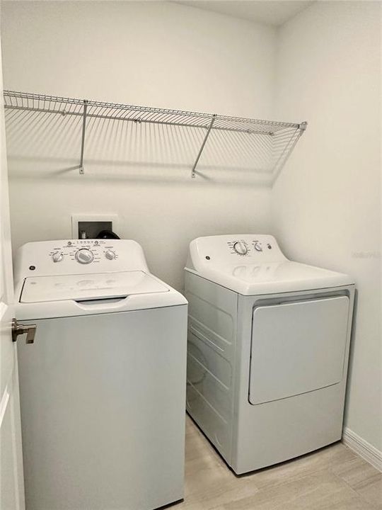 В аренду: $2,600 (4 спален, 2 ванн, 1870 Квадратных фут)
