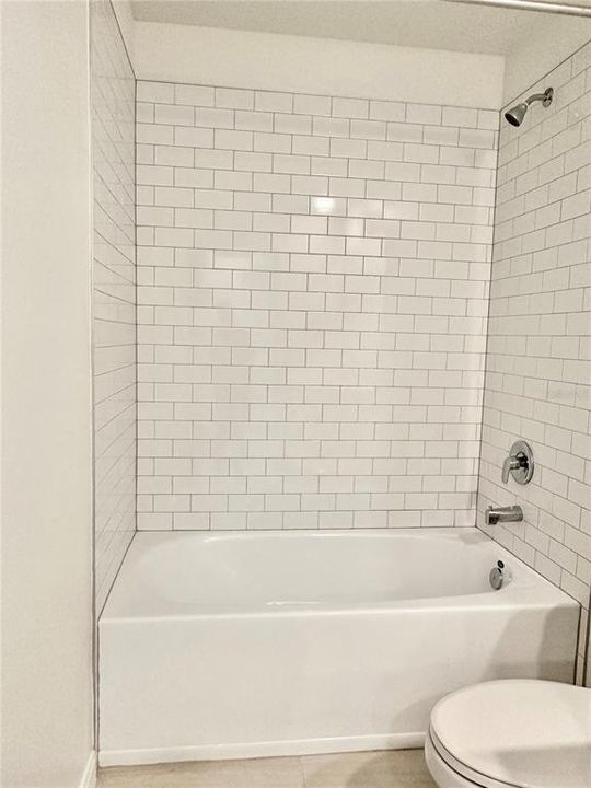 В аренду: $2,600 (4 спален, 2 ванн, 1870 Квадратных фут)
