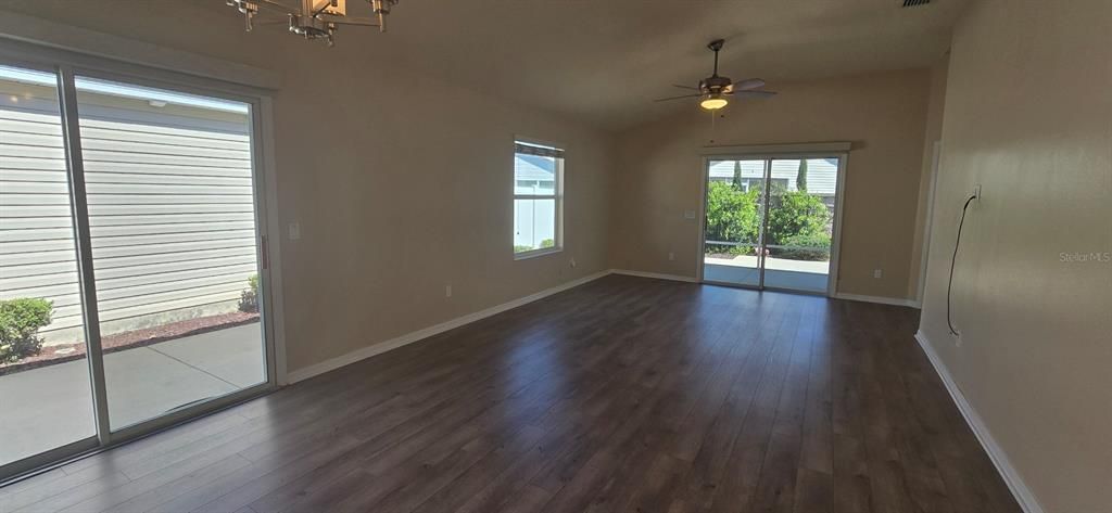 For Rent: $2,495 (2 beds, 2 baths, 1206 Square Feet)