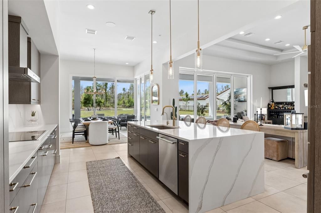 For Sale: $2,250,000 (3 beds, 3 baths, 3651 Square Feet)