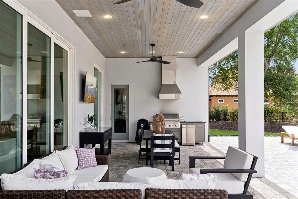 For Sale: $2,250,000 (3 beds, 3 baths, 3651 Square Feet)