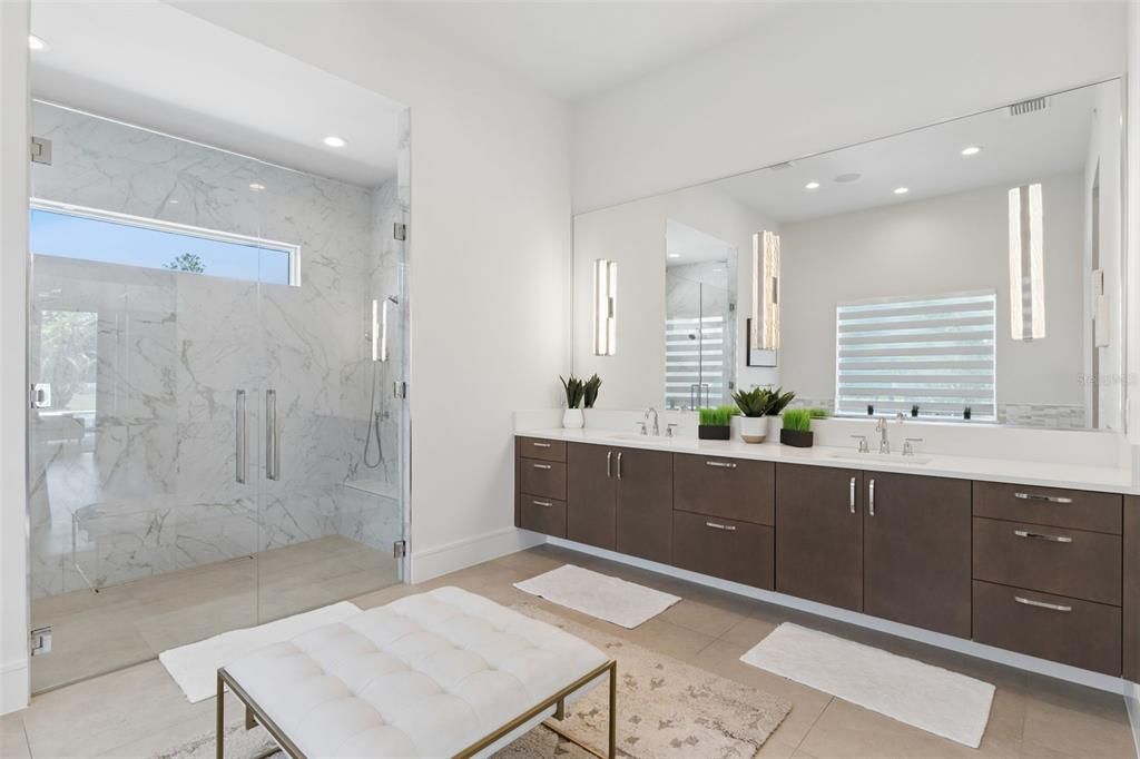 For Sale: $2,250,000 (3 beds, 3 baths, 3651 Square Feet)