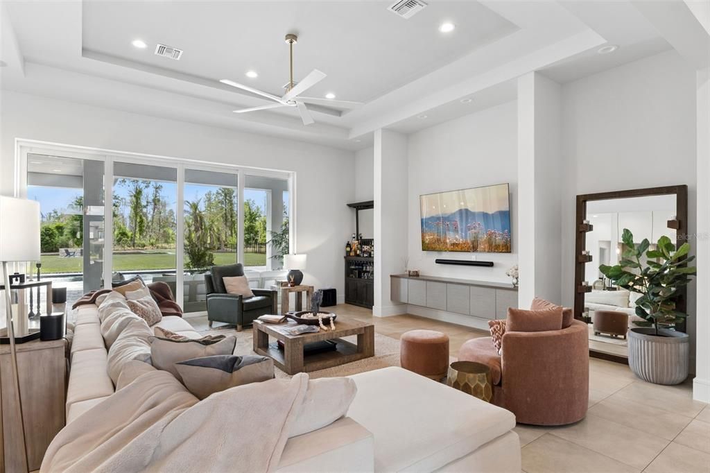 For Sale: $2,250,000 (3 beds, 3 baths, 3651 Square Feet)