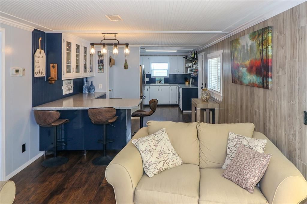 En Venta: $134,900 (2 camas, 2 baños, 864 Pies cuadrados)