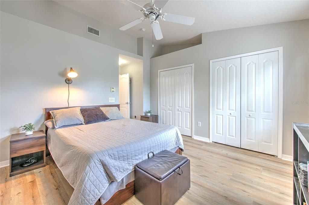 For Sale: $194,900 (2 beds, 2 baths, 1152 Square Feet)