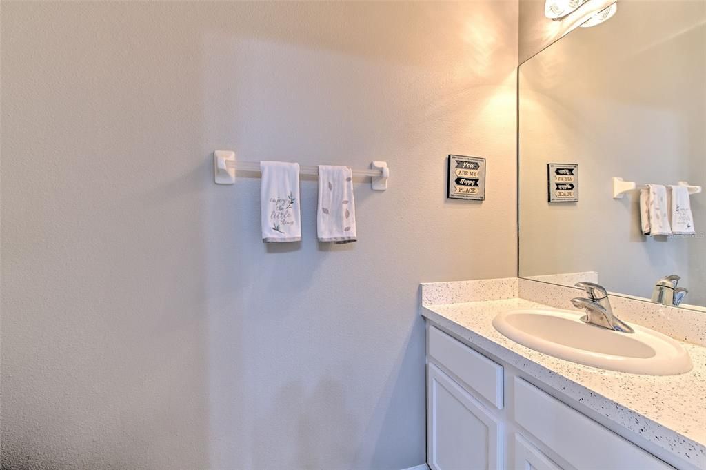 For Sale: $194,900 (2 beds, 2 baths, 1152 Square Feet)