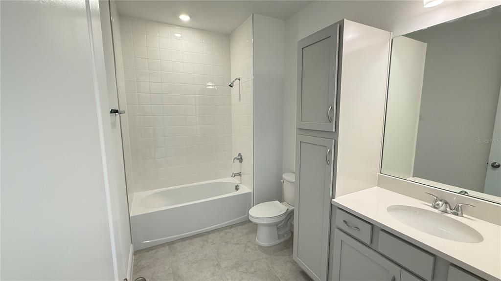 For Rent: $1,650 (1 beds, 1 baths, 620 Square Feet)