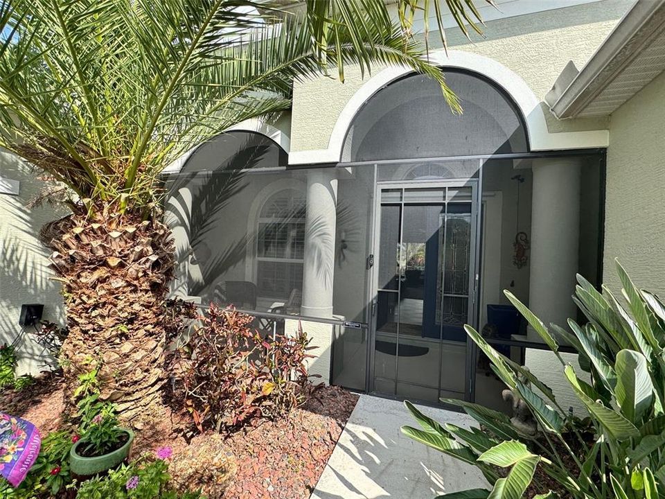 For Sale: $698,800 (4 beds, 2 baths, 2434 Square Feet)