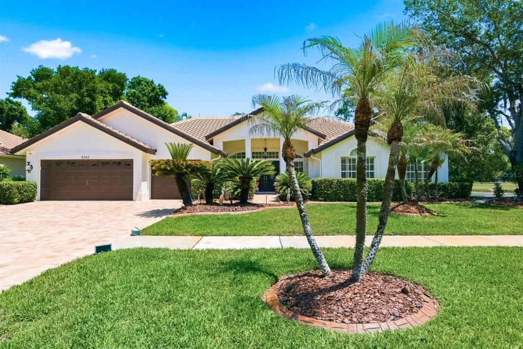 Active With Contract: $949,900 (4 beds, 4 baths, 3294 Square Feet)