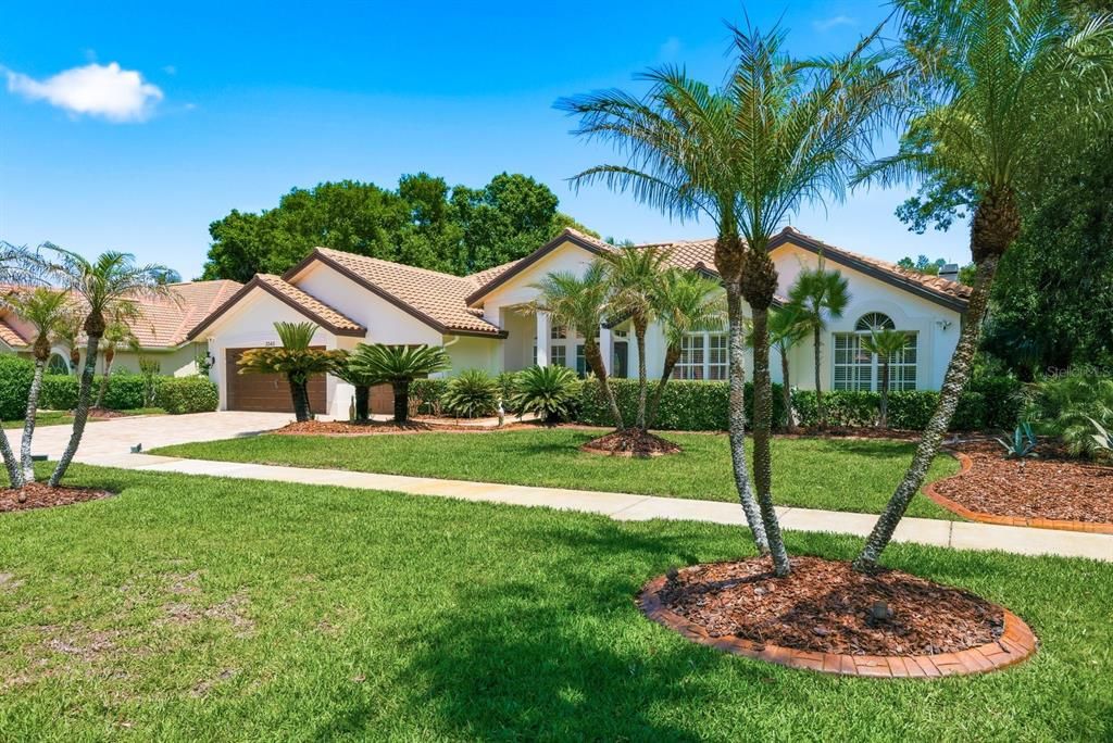 Active With Contract: $949,900 (4 beds, 4 baths, 3294 Square Feet)