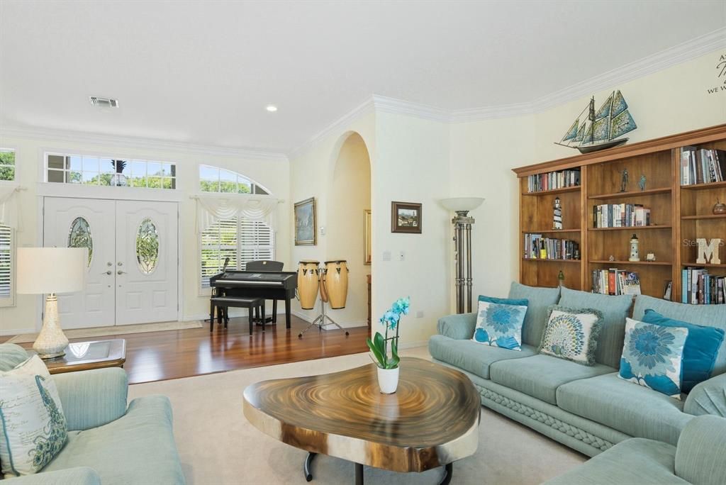 Active With Contract: $949,900 (4 beds, 4 baths, 3294 Square Feet)