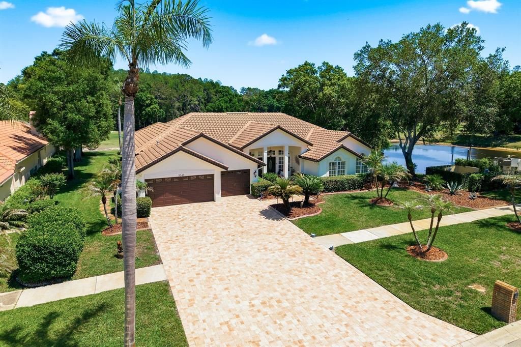 Active With Contract: $949,900 (4 beds, 4 baths, 3294 Square Feet)