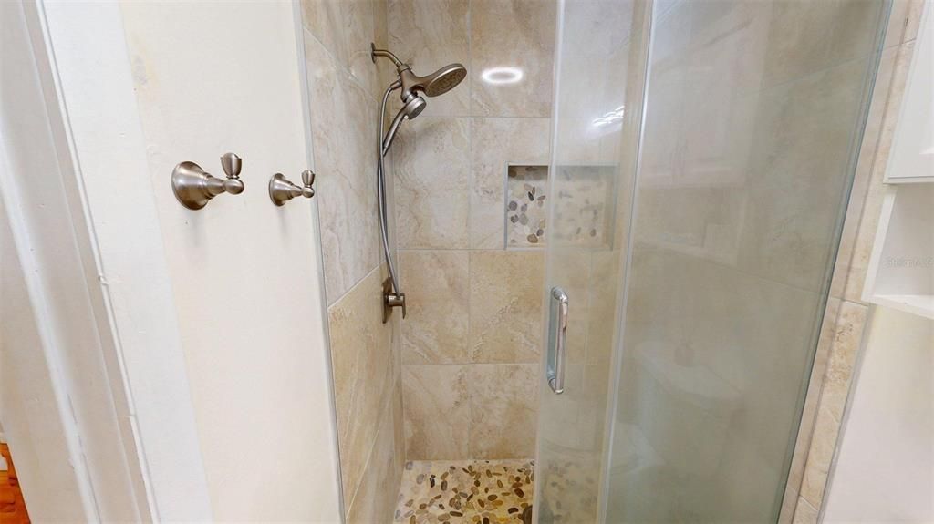 For Sale: $219,900 (3 beds, 1 baths, 1226 Square Feet)