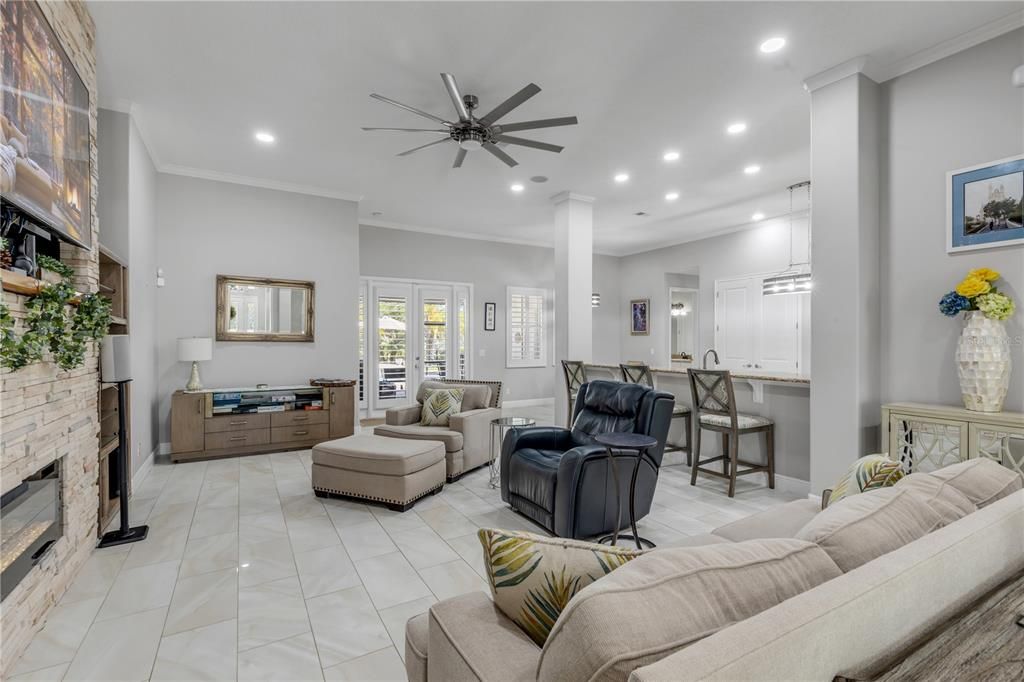 For Sale: $1,089,999 (3 beds, 2 baths, 3034 Square Feet)