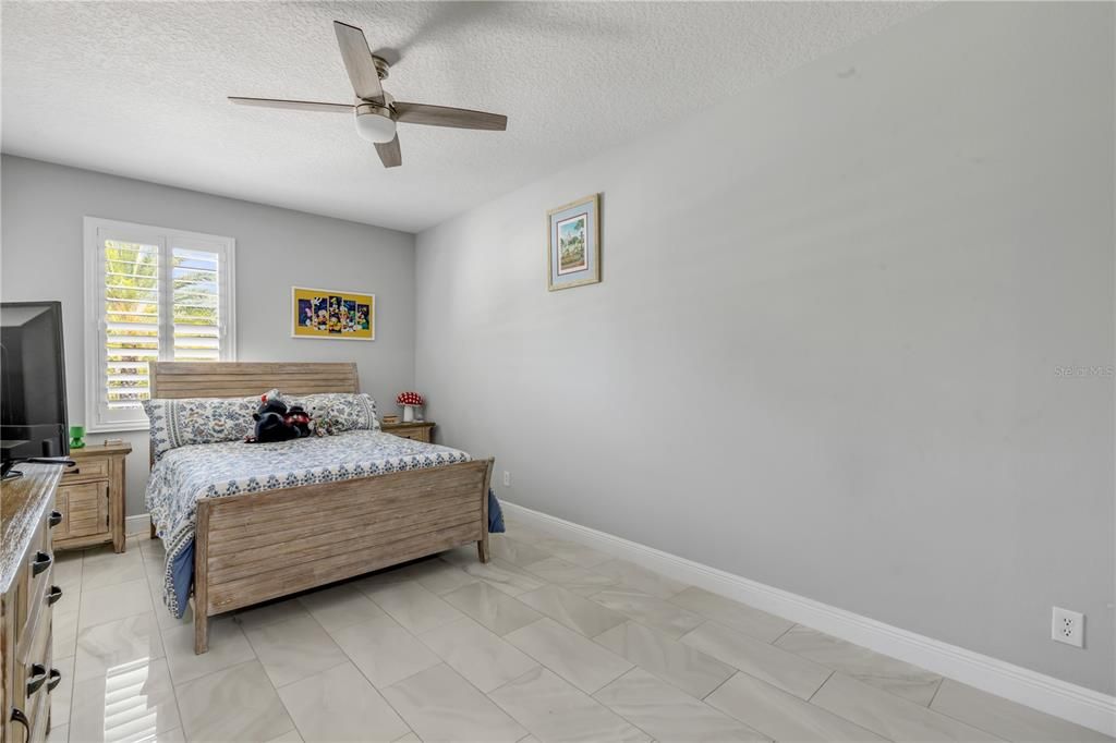 For Sale: $1,089,999 (3 beds, 2 baths, 3034 Square Feet)