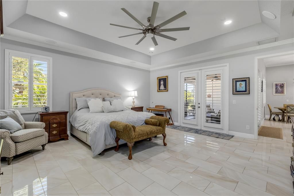 For Sale: $1,089,999 (3 beds, 2 baths, 3034 Square Feet)