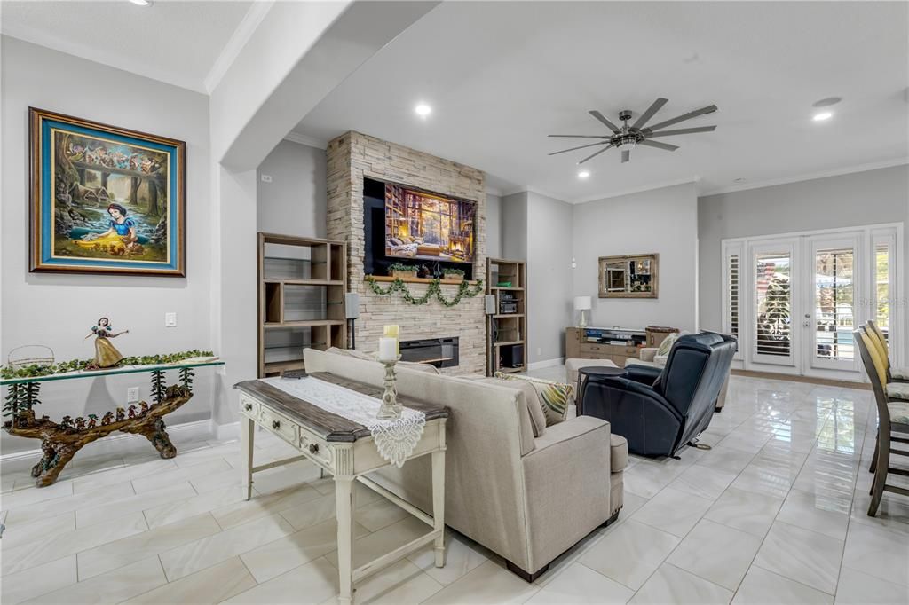 For Sale: $1,089,999 (3 beds, 2 baths, 3034 Square Feet)