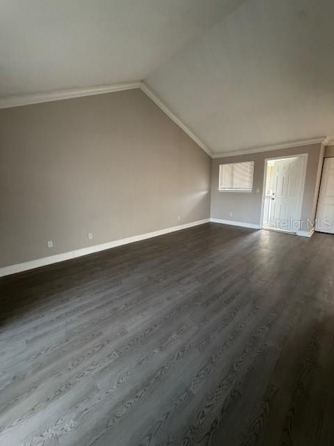 For Rent: $1,525 (1 beds, 1 baths, 755 Square Feet)