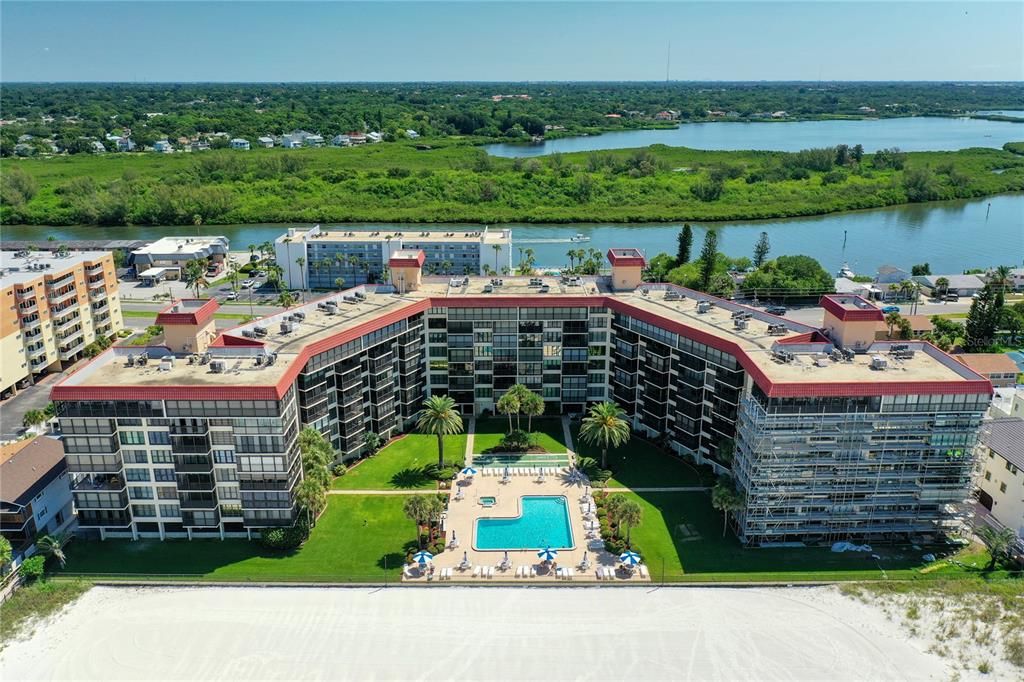 В аренду: $3,200 (2 спален, 2 ванн, 1025 Квадратных фут)