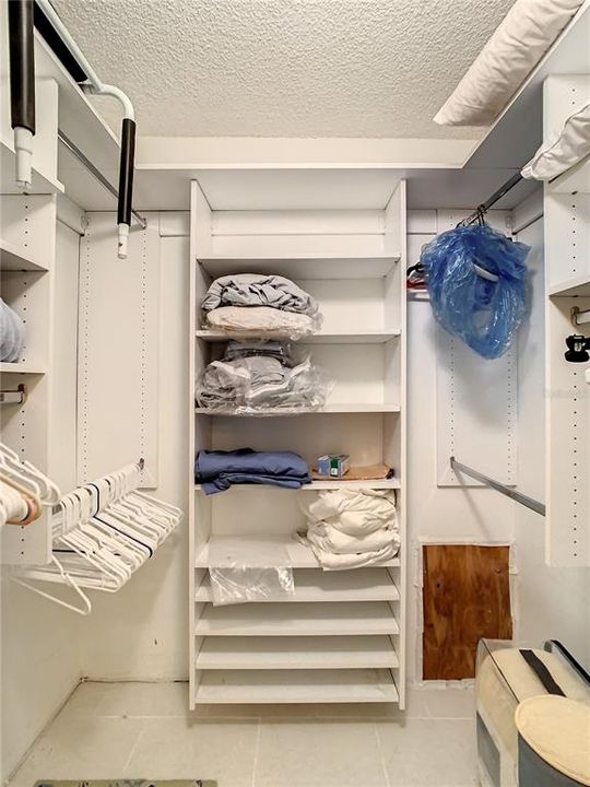 В аренду: $3,200 (2 спален, 2 ванн, 1025 Квадратных фут)