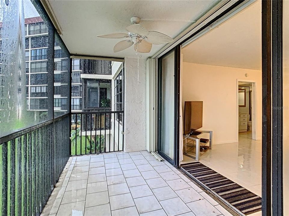 В аренду: $3,200 (2 спален, 2 ванн, 1025 Квадратных фут)