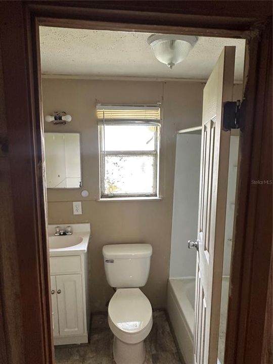 For Sale: $50,000 (2 beds, 1 baths, 716 Square Feet)