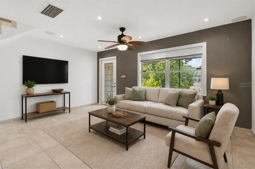 For Sale: $149,000 (3 beds, 2 baths, 1343 Square Feet)