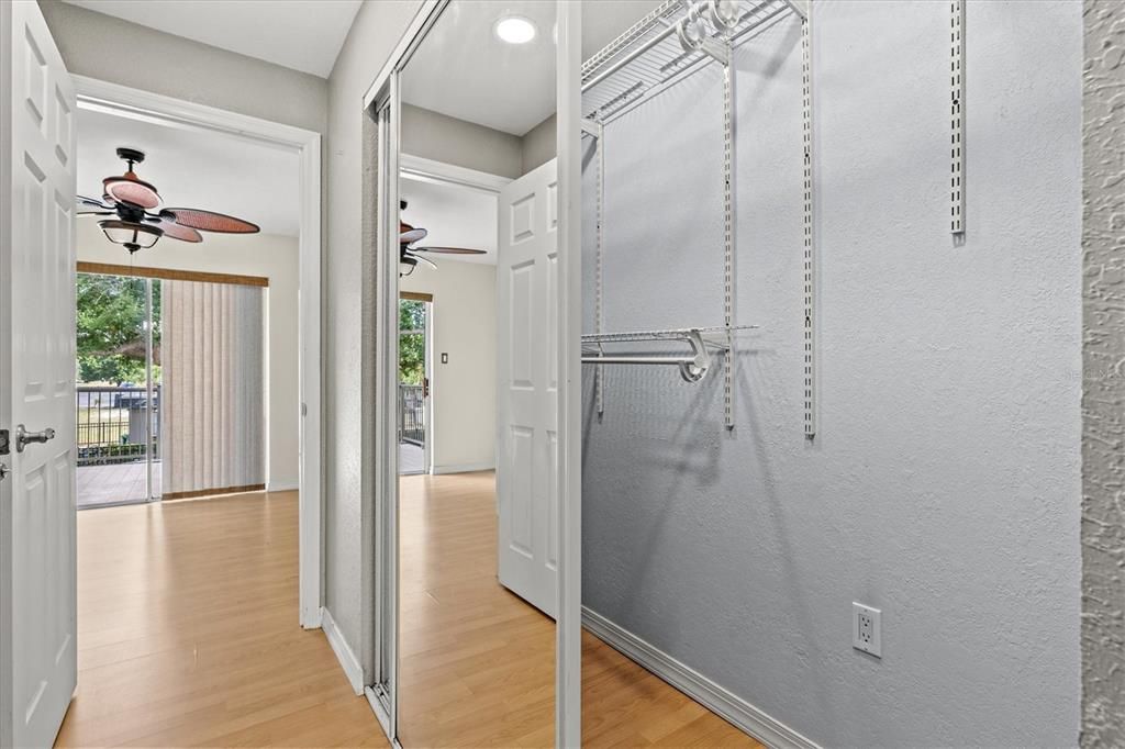 For Sale: $149,000 (3 beds, 2 baths, 1343 Square Feet)