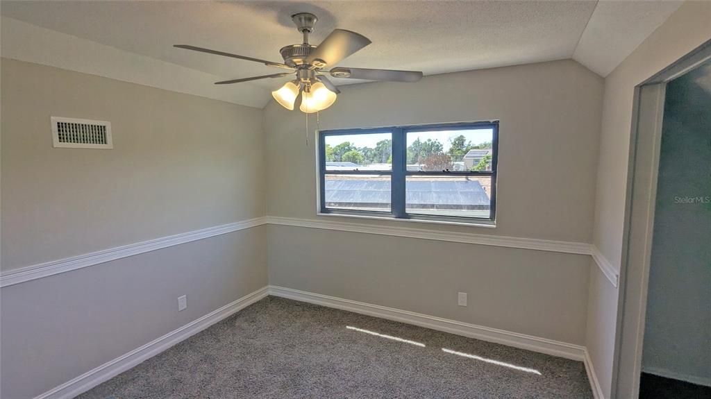 For Sale: $375,000 (4 beds, 2 baths, 1666 Square Feet)